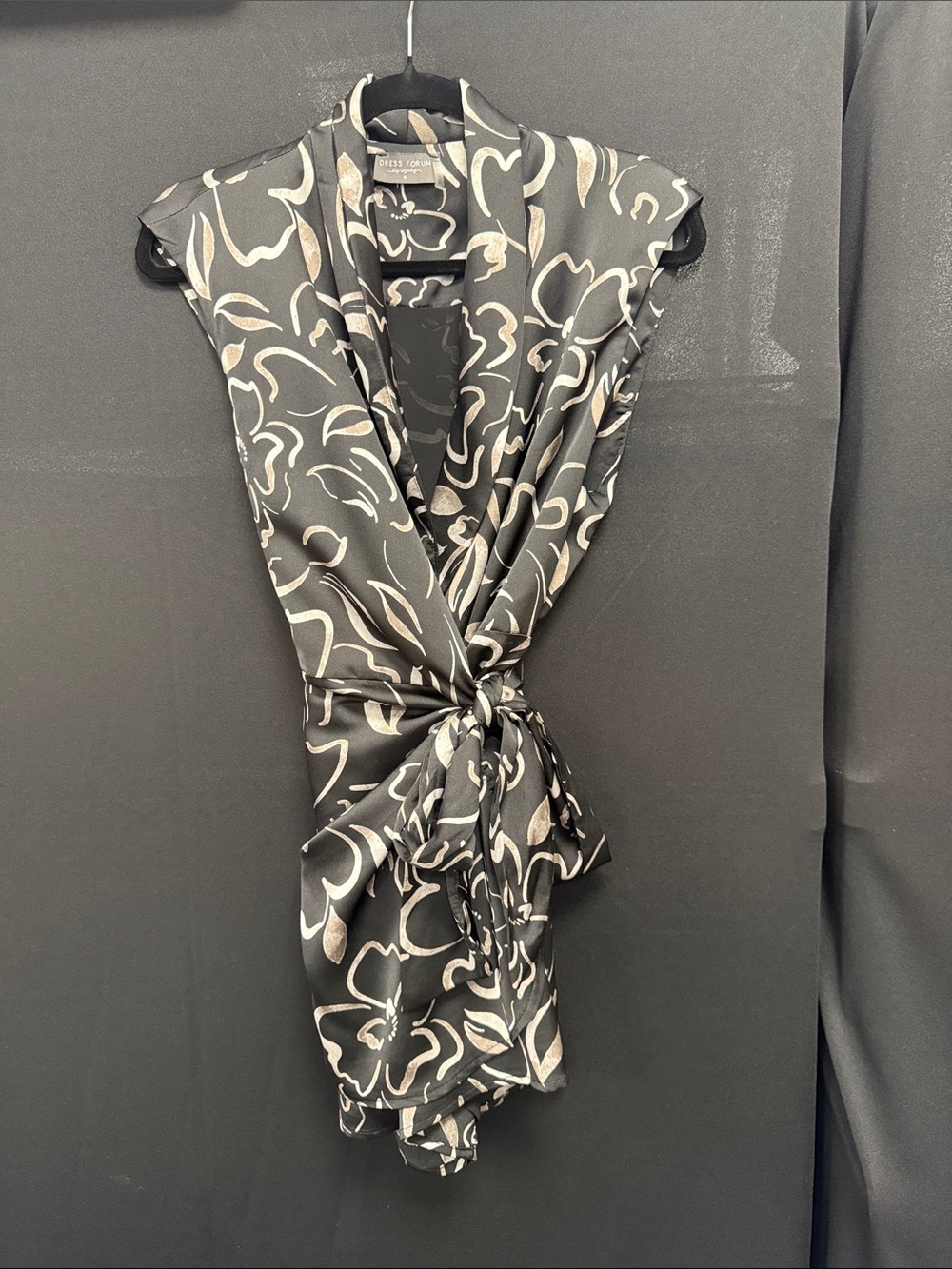Express Black Floral Tie-Waist Wrap Top